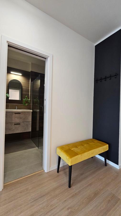 2 Room Apartment, New Building, Bosakova Street, 29 บราติสลาวา ภายนอก รูปภาพ