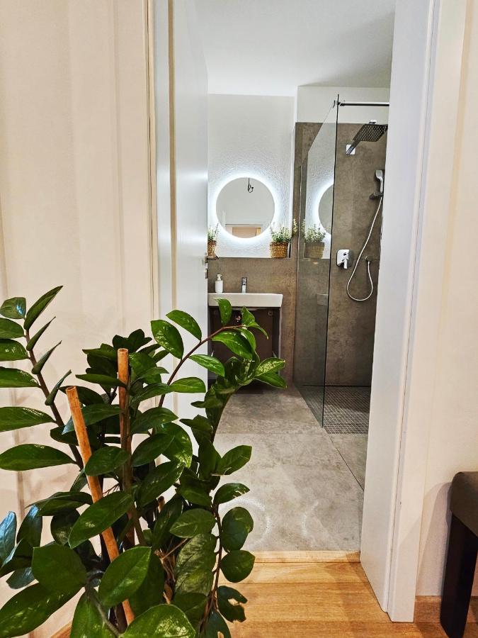 2 Room Apartment, New Building, Bosakova Street, 29 บราติสลาวา ภายนอก รูปภาพ